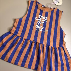 Stains & Stories top